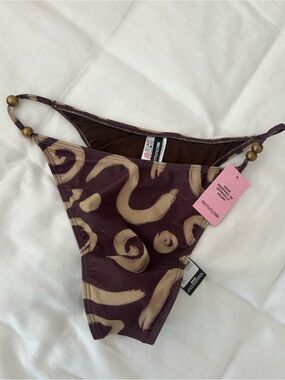 PrettyLittleThing Plum & Tan Abstract Bikini Bottom Size 8 with Gold Beads NWT